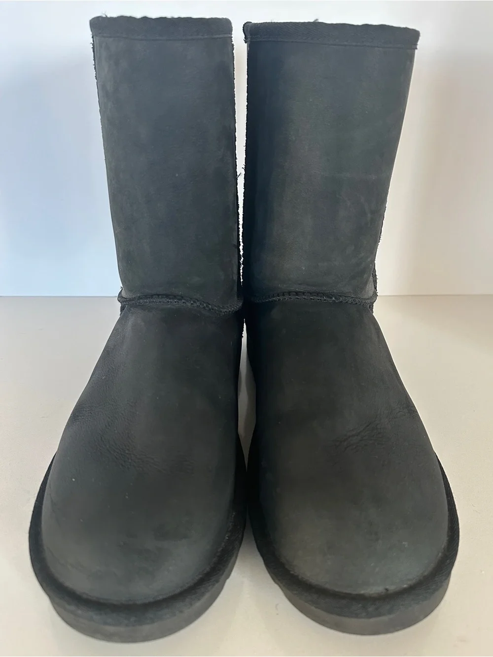 UGG Short Classic II Waxed Leather Black Boots 1125794 Size 10